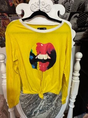 Yellow Long Sleeve Tee with Colorful Lip Graphic